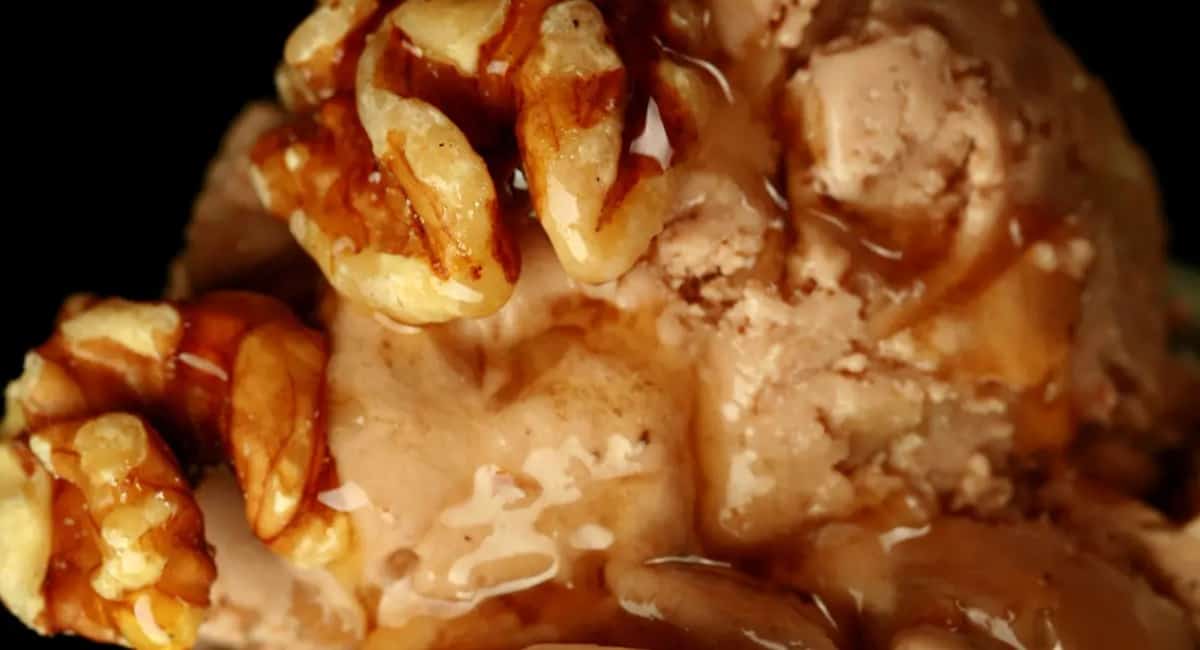 https://biteswithbri.com/wp-content/uploads/2022/03/Maple-Walnut-Ice-Cream-1_ccexpress.jpeg