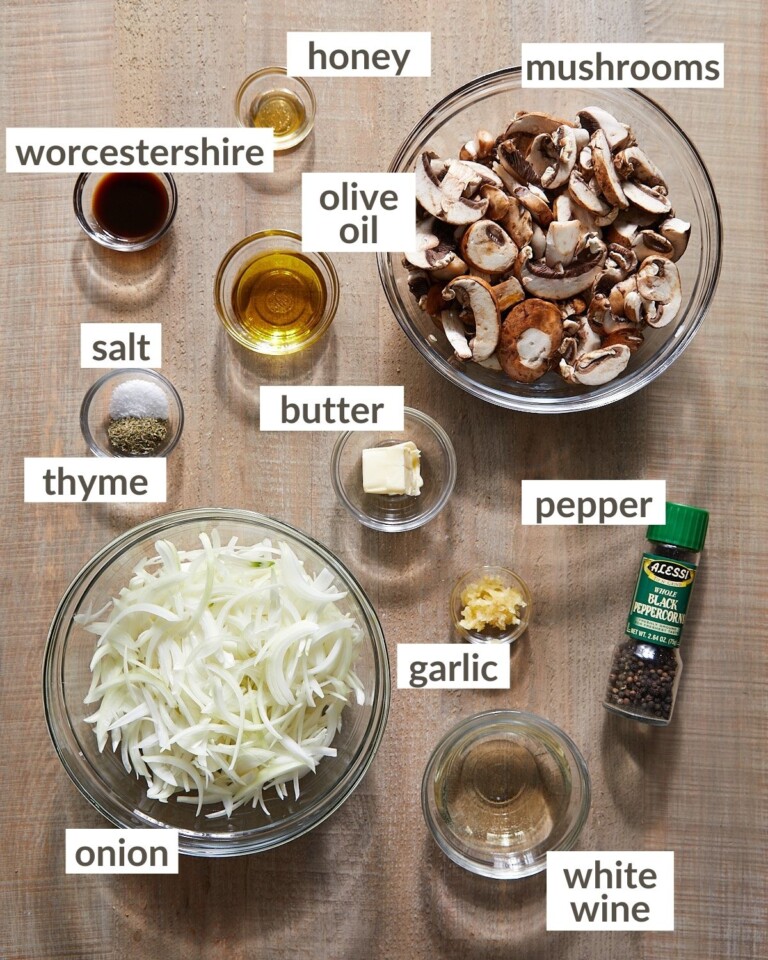 Caramelized Mushrooms and Onions Bites with Bri