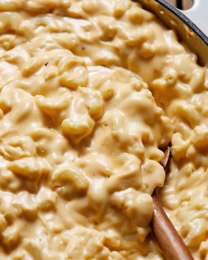 Homemade Mac and Cheese Sauce Recipe (Creamy) Bites with Bri