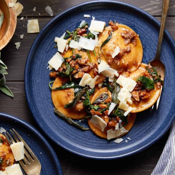cropped-ButternutSquashRavioliSauce02.jpg