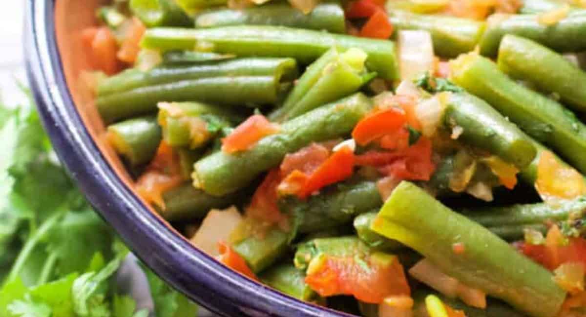 Close up image of Mexican-style green beans.