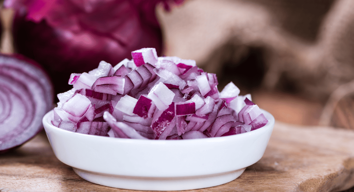 Up close image of red onion.