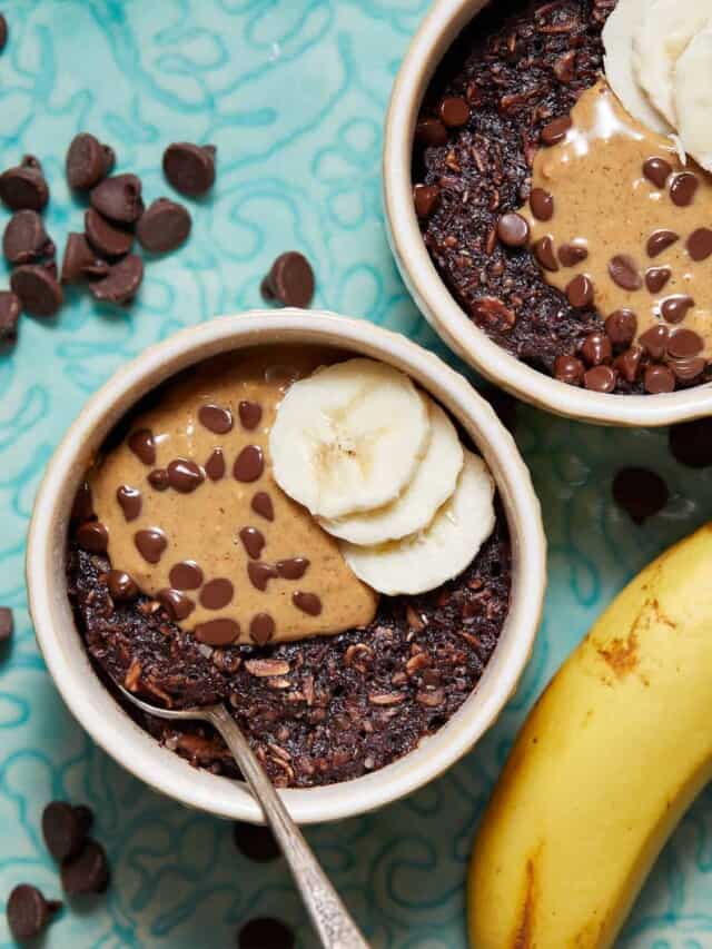 Microwave Baked Oats Bites with Bri