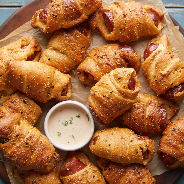 Air Fryer Pigs in a Blanket with Crescent Rolls Bites with Bri