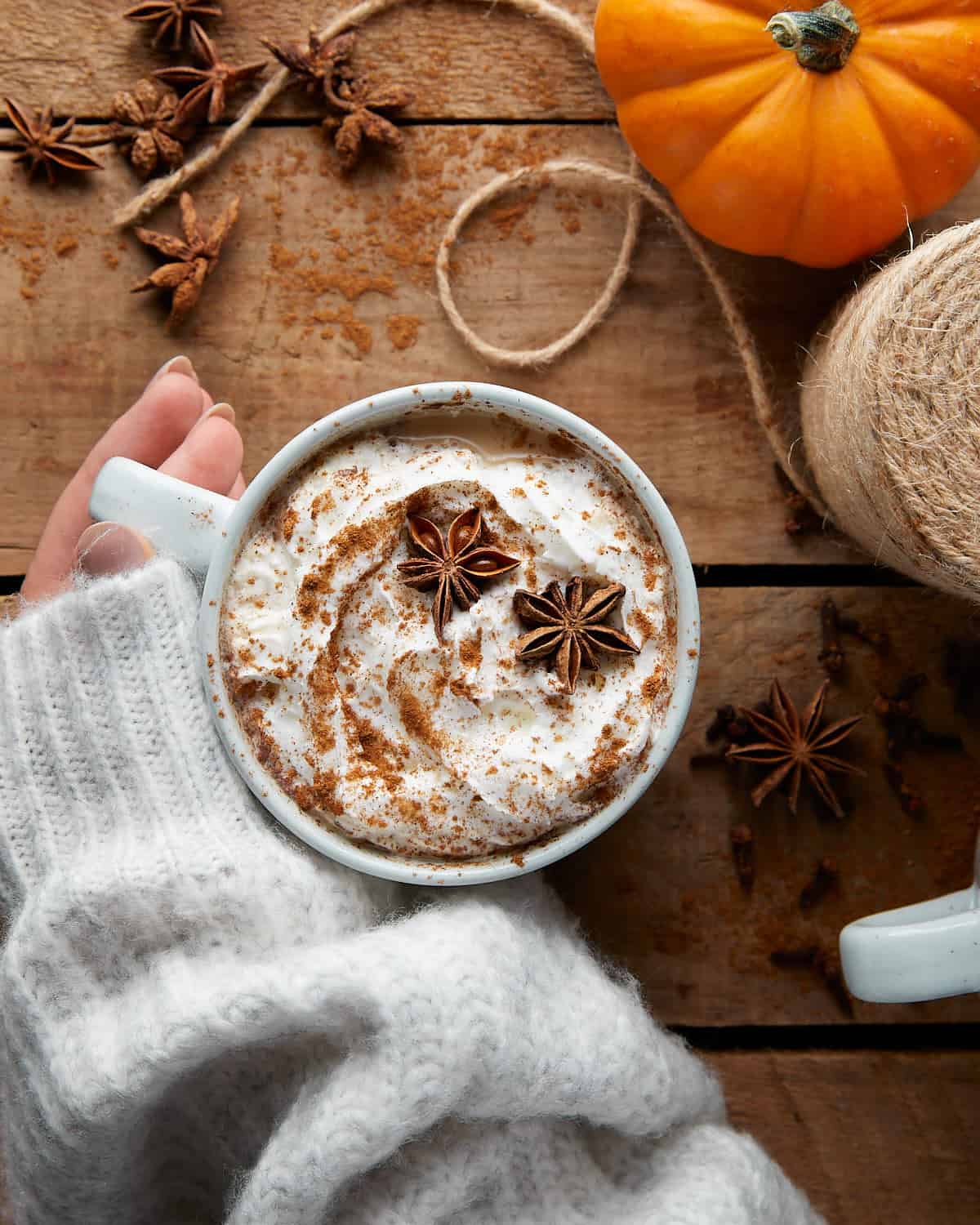 Overhead image of pumpkin spice chai latte. 
