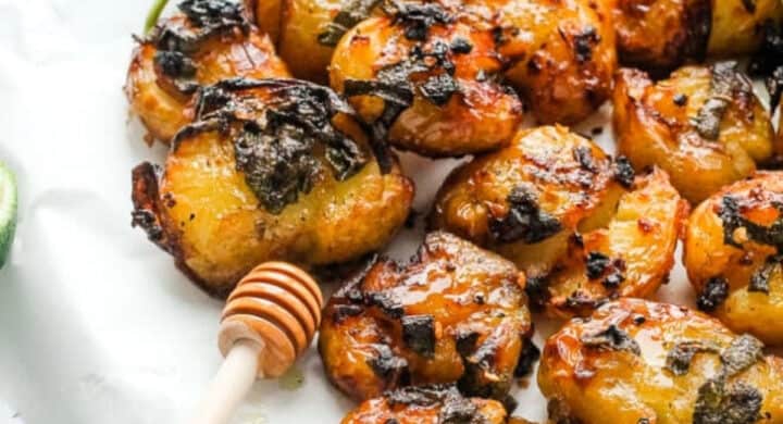 25 Easy Christmas Potato Recipes (Side Dishes) - Bites with Bri