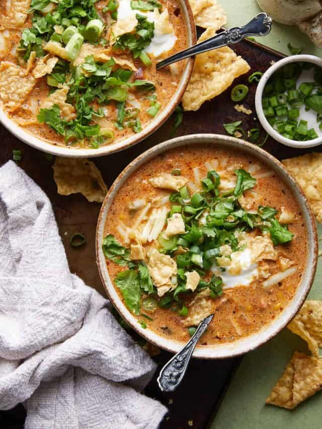 Creamy Beef Enchilada Soup Bites with Bri