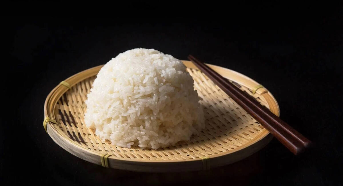 Up close image of sticky rice. 