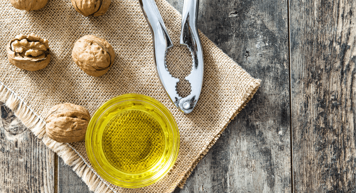 Overhead image of walnut oil. 