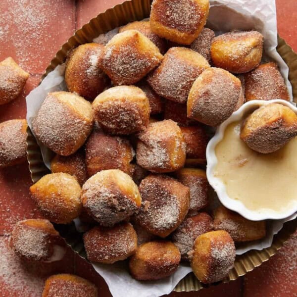 cropped-CinnamonSugarPretzels09.jpg