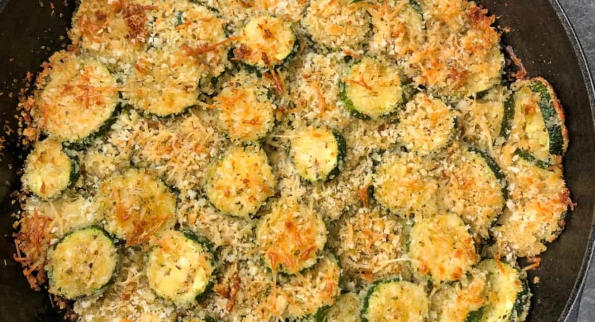 Overhead image of parmesan zucchini chips. 