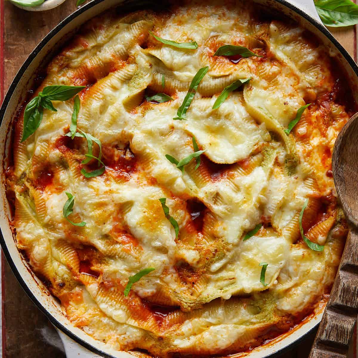 Baked Stuffed Shells with Meat Sauce 